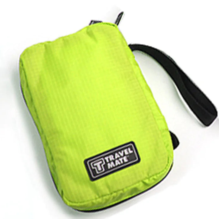 Travel Makeup and Toiletry Bag with Hook (Portable)