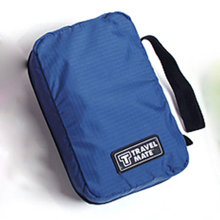 Travel Makeup and Toiletry Bag with Hook (Portable)