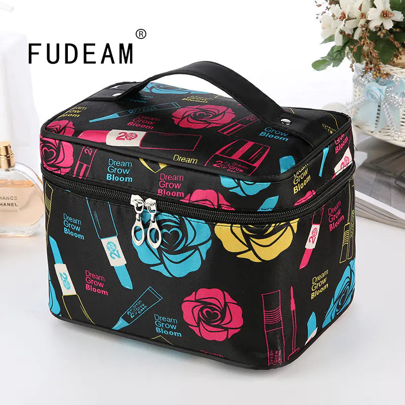 Waterproof Polyester Cosmetic Bag for Travel and Storage