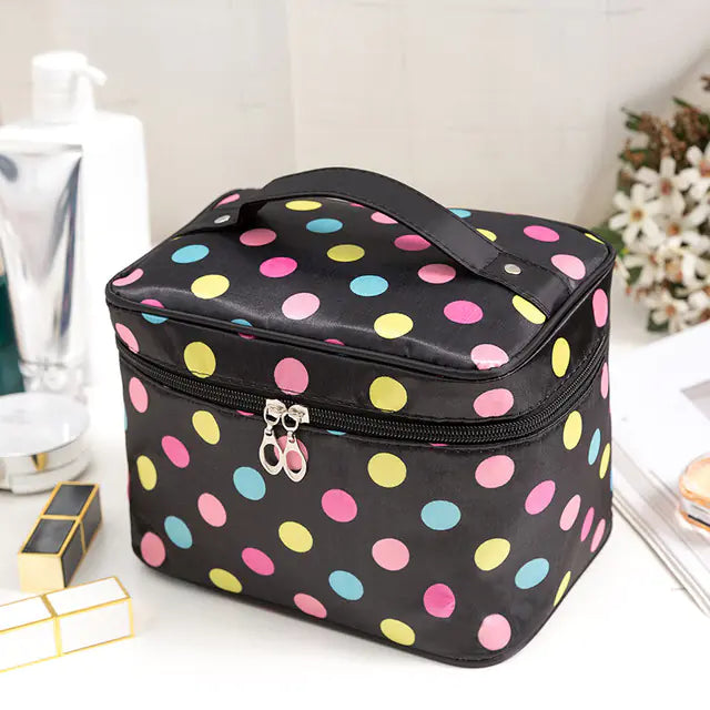 Waterproof Polyester Cosmetic Bag for Travel and Storage